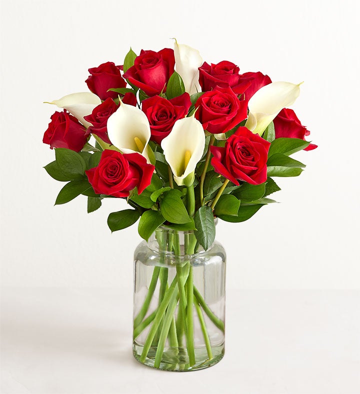 _with_clear_vase659038100000.jpg_1778386619742.jpg