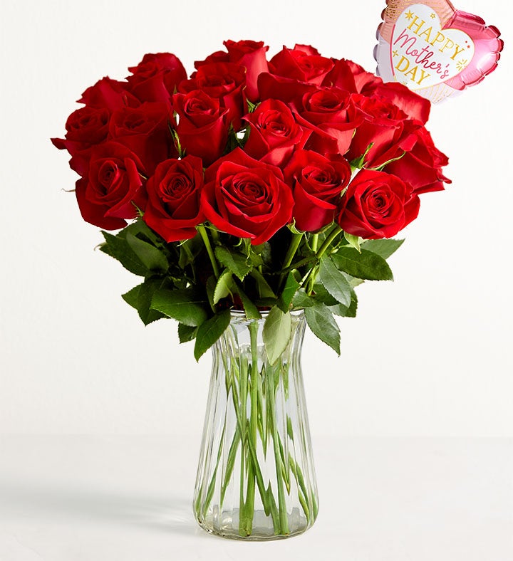 _with_clear_vase688196100000.jpg_1778206915473.jpg