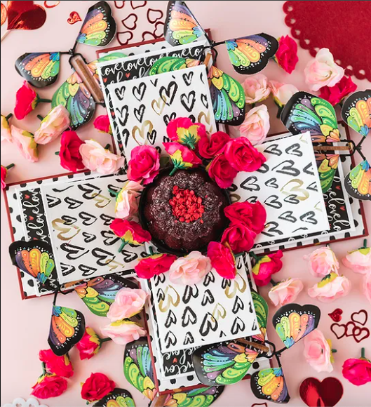love-explosion-cake-gift-box_1705412327780.jpg