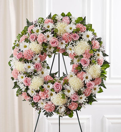 wreath-small_1644001843169.jpg