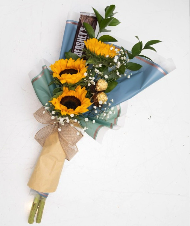 bouquet_1684868897345.jpeg