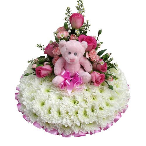 baby-girl-wreath_1643296059826.jpg